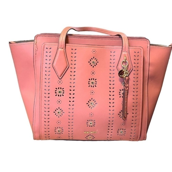 Nine West Chelsea triple compartment tote, and Lawson wristlet in matching color - Picture 2 of 6